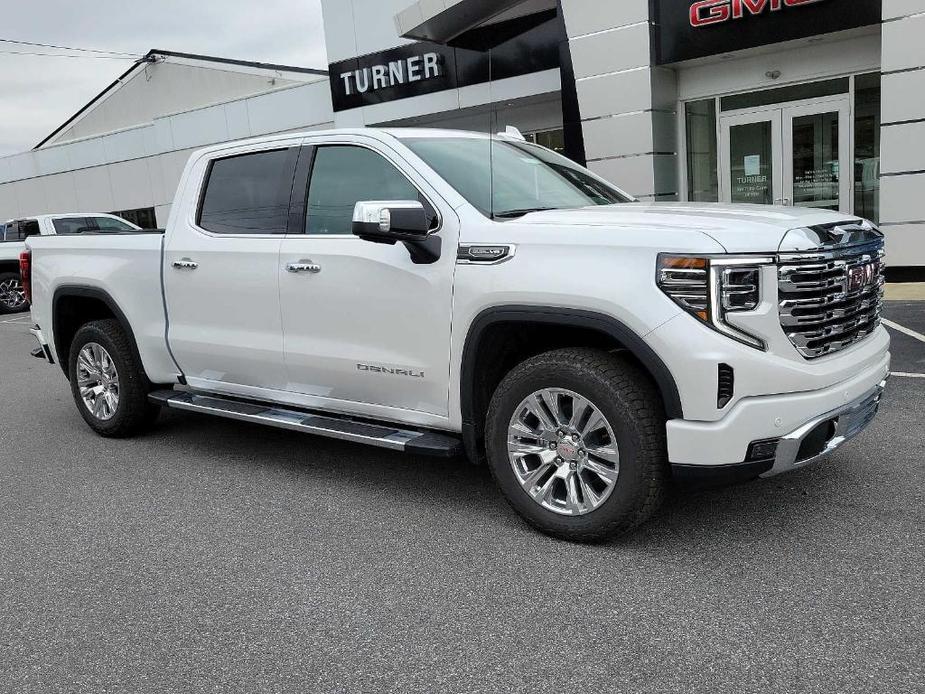 new 2025 GMC Sierra 1500 car, priced at $69,065