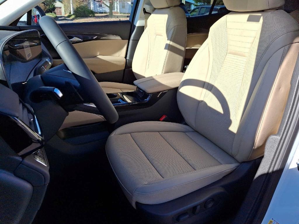 new 2025 Buick Envision car, priced at $38,745