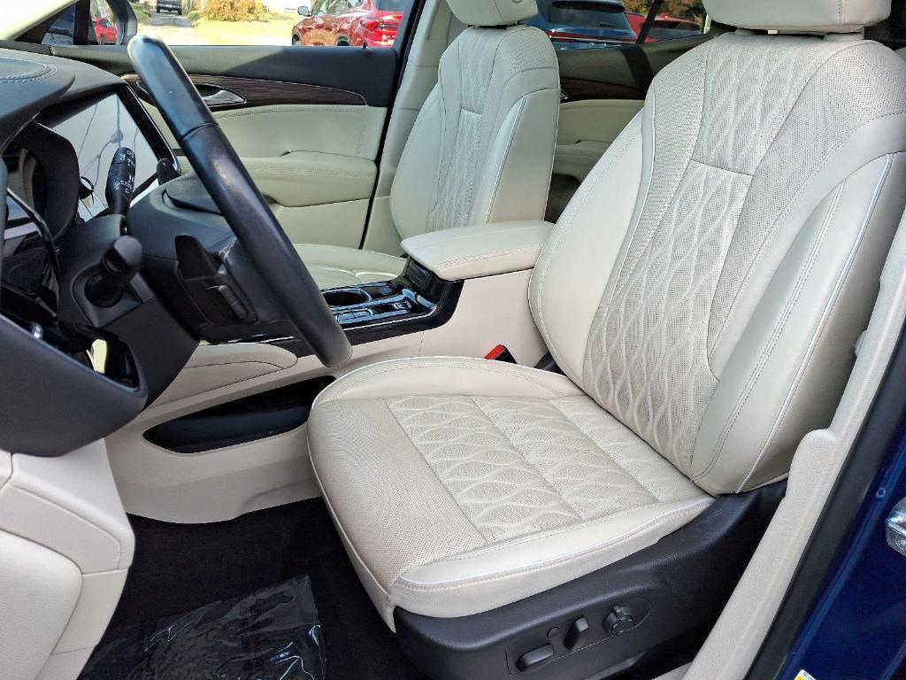 used 2022 Buick Envision car, priced at $26,498