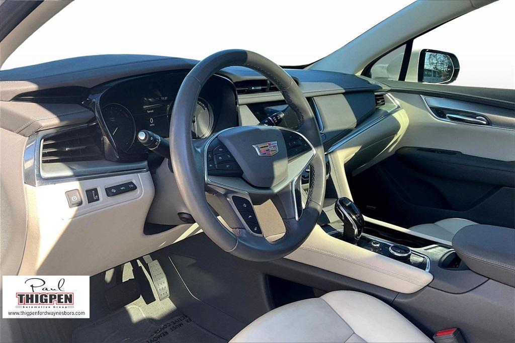 used 2022 Cadillac XT5 car, priced at $28,698