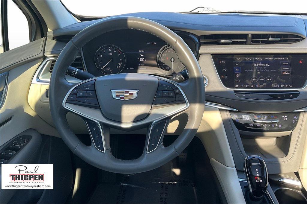 used 2022 Cadillac XT5 car, priced at $28,698