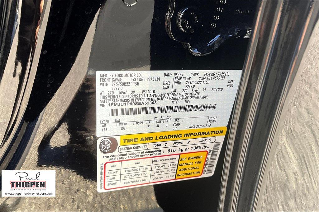 new 2025 Ford Expedition car, priced at $83,764