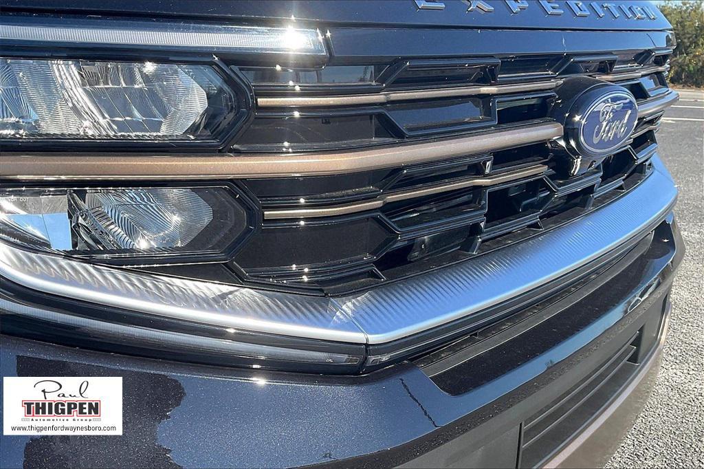 new 2025 Ford Expedition car, priced at $83,764