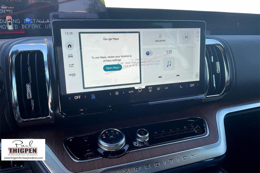 new 2025 Ford Expedition car, priced at $83,764