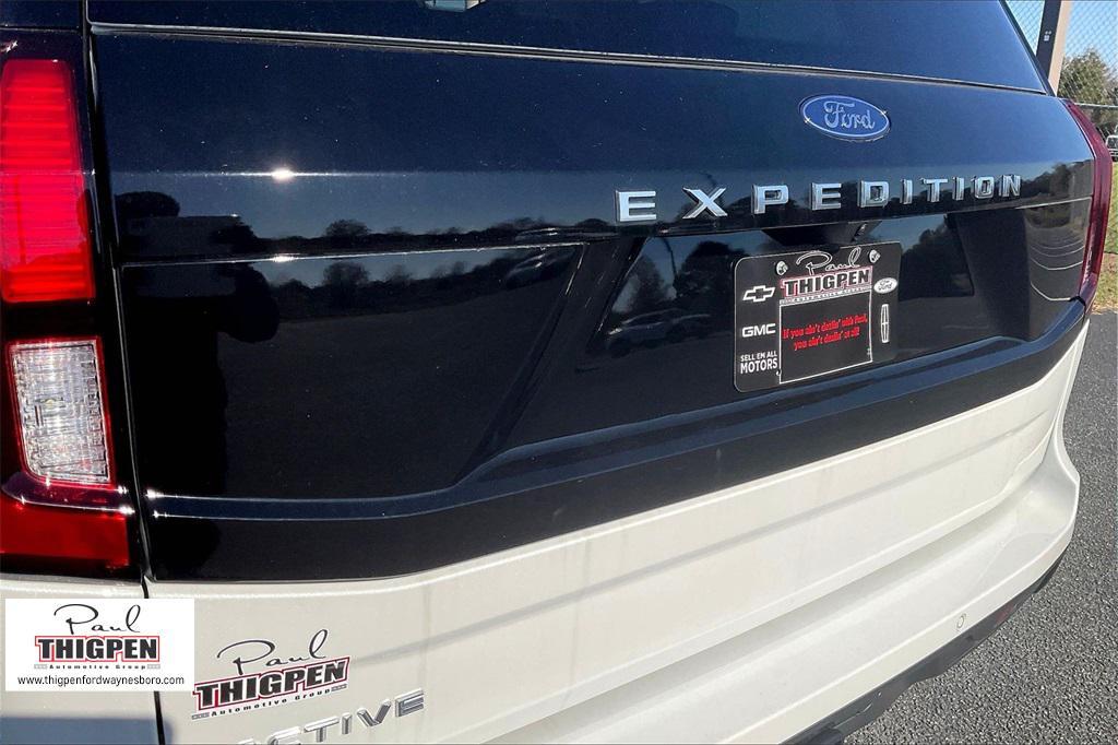 new 2025 Ford Expedition car, priced at $66,502