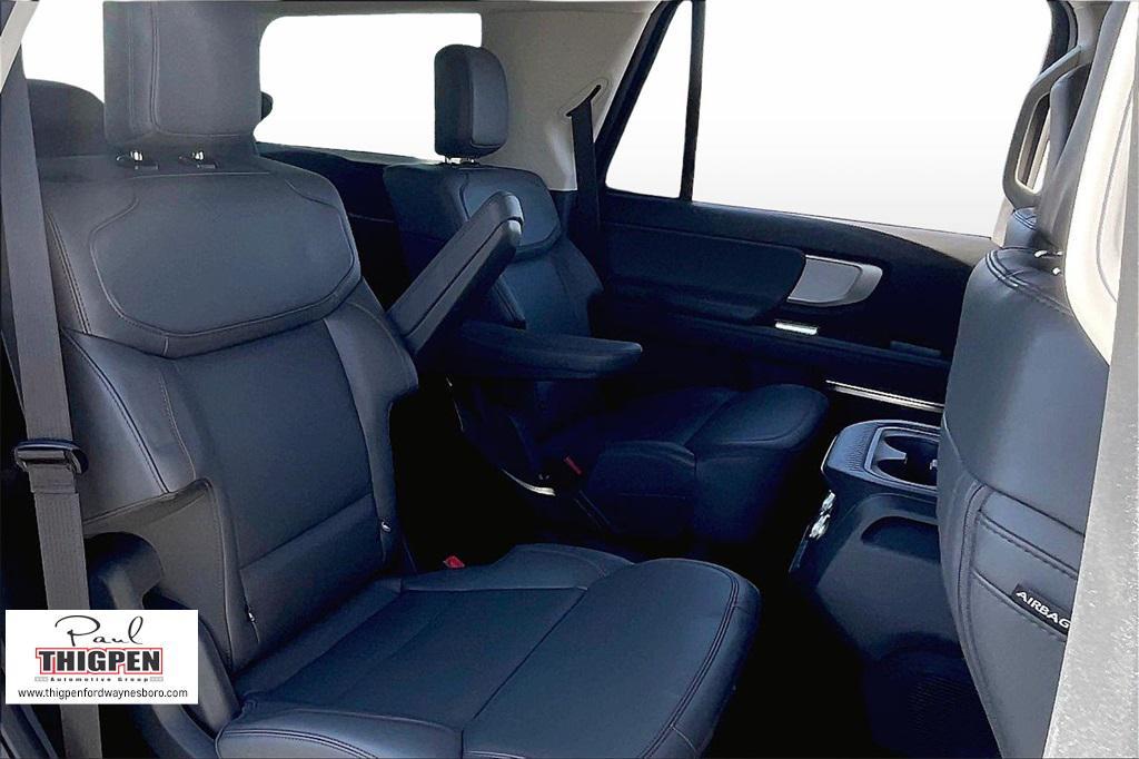 new 2025 Ford Expedition car, priced at $66,502