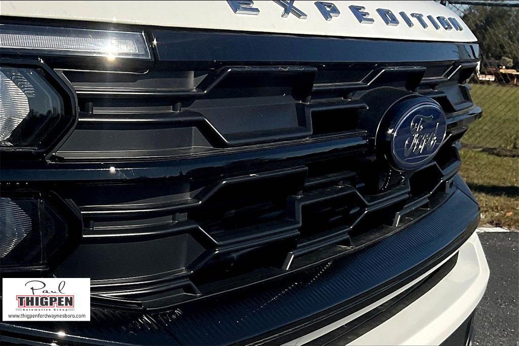 new 2025 Ford Expedition car, priced at $66,502