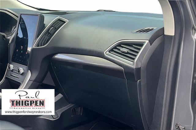 used 2024 Ford Edge car, priced at $28,657