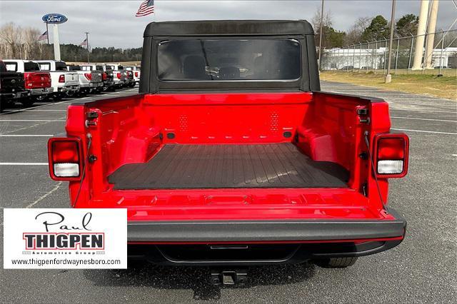 used 2022 Jeep Gladiator car, priced at $27,765