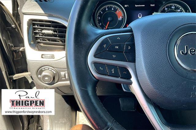 used 2019 Jeep Cherokee car, priced at $22,724