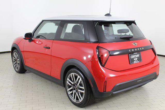 new 2025 MINI Hardtop car, priced at $32,420