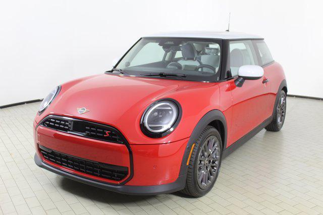 new 2025 MINI Hardtop car, priced at $34,600