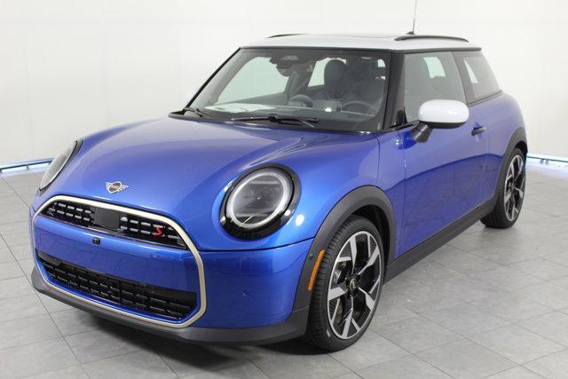 new 2025 MINI Hardtop car, priced at $39,755