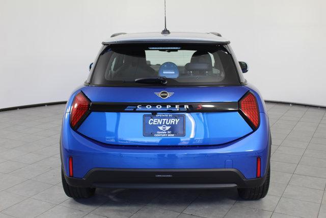 new 2025 MINI Hardtop car, priced at $39,755