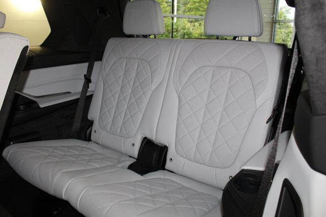 new 2026 BMW X7 car, priced at $91,435