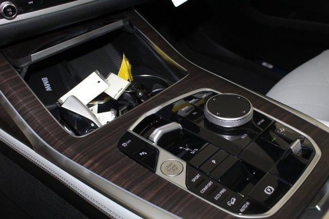 new 2026 BMW X7 car, priced at $91,435