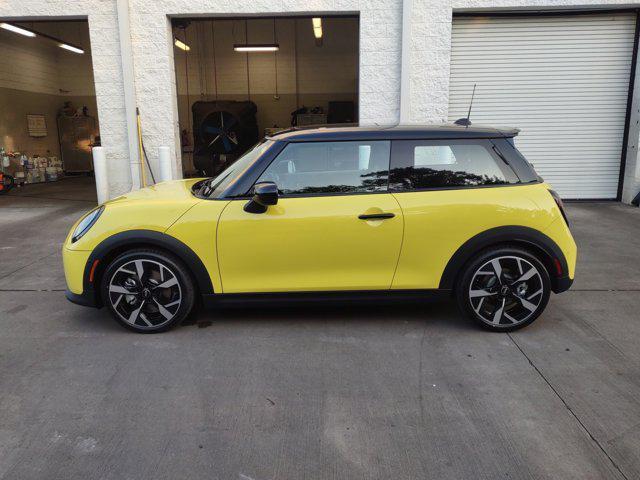 new 2025 MINI Hardtop car, priced at $35,895