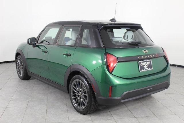 used 2025 MINI Hardtop car, priced at $33,797