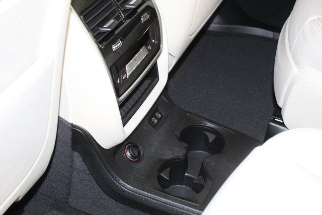new 2026 BMW X7 car, priced at $101,525