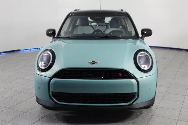 new 2025 MINI Hardtop car, priced at $38,580