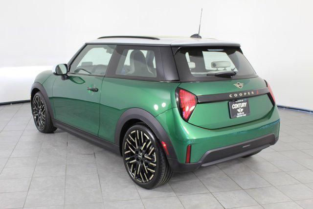 new 2025 MINI Hardtop car, priced at $38,285