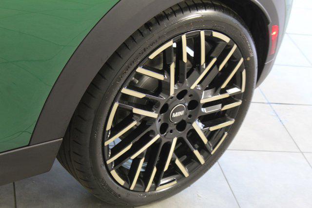 new 2025 MINI Hardtop car, priced at $38,285