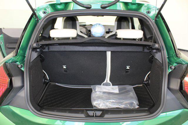 new 2025 MINI Hardtop car, priced at $38,285