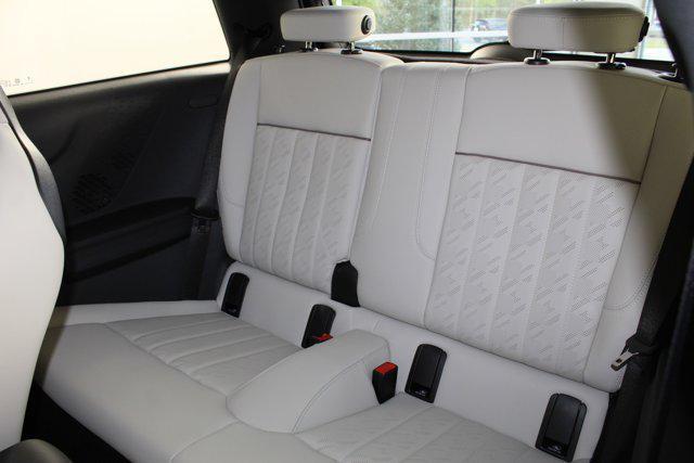 new 2025 MINI Hardtop car, priced at $38,285