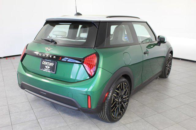 new 2025 MINI Hardtop car, priced at $38,285