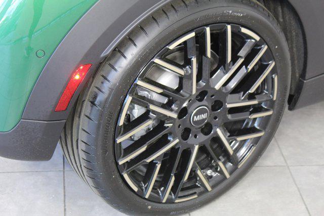 new 2025 MINI Hardtop car, priced at $38,285