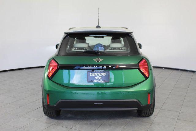 new 2025 MINI Hardtop car, priced at $38,285