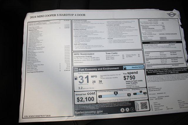 new 2024 MINI Hardtop car, priced at $35,905