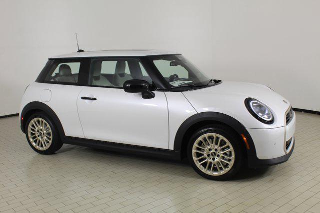 new 2025 MINI Hardtop car, priced at $32,345