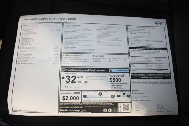 new 2025 MINI Hardtop car, priced at $38,025