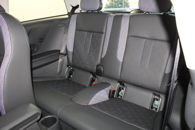 new 2025 MINI Hardtop car, priced at $38,025