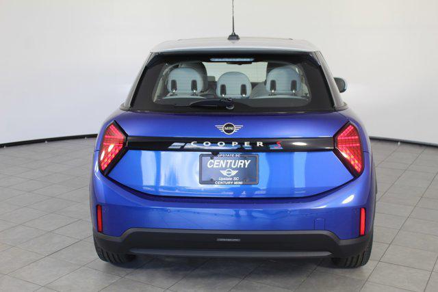new 2025 MINI Hardtop car, priced at $38,775