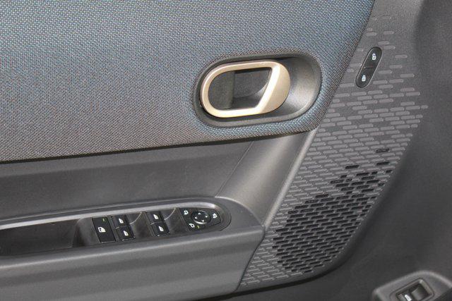 new 2025 MINI Hardtop car, priced at $38,775