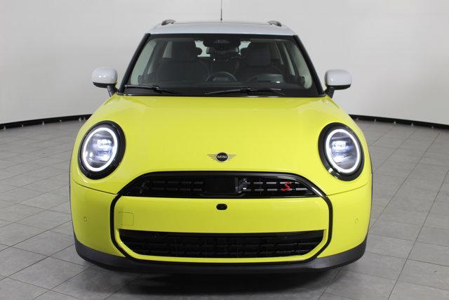 new 2025 MINI Hardtop car, priced at $38,630