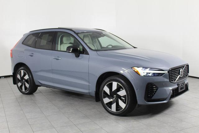 used 2024 Volvo XC60 Recharge Plug-In Hybrid car, priced at $45,398