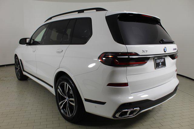 new 2025 BMW X7 car, priced at $114,520