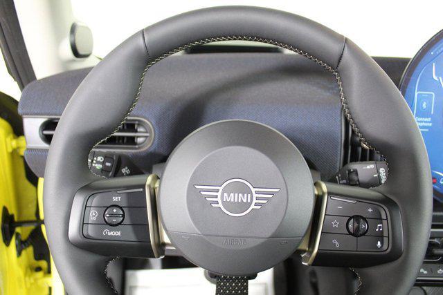 new 2025 MINI Hardtop car, priced at $37,600