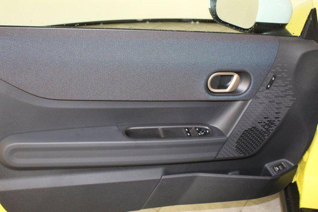 new 2025 MINI Hardtop car, priced at $37,600