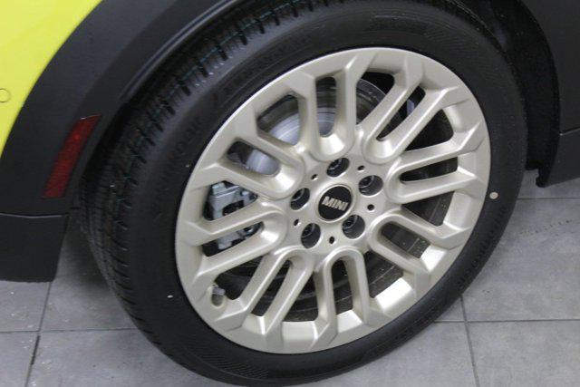 new 2025 MINI Hardtop car, priced at $37,600