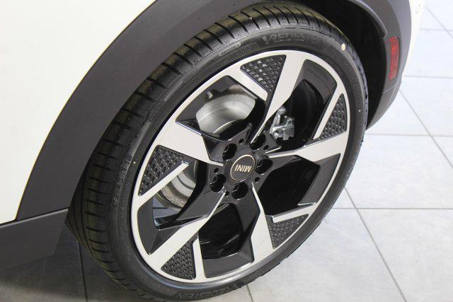 new 2025 MINI Hardtop car, priced at $38,775
