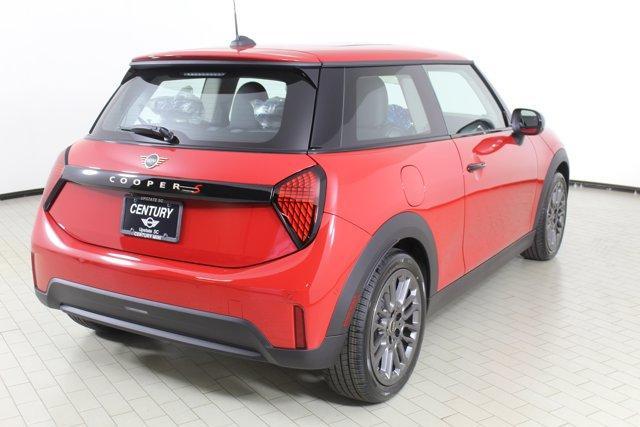 new 2025 MINI Hardtop car, priced at $35,595