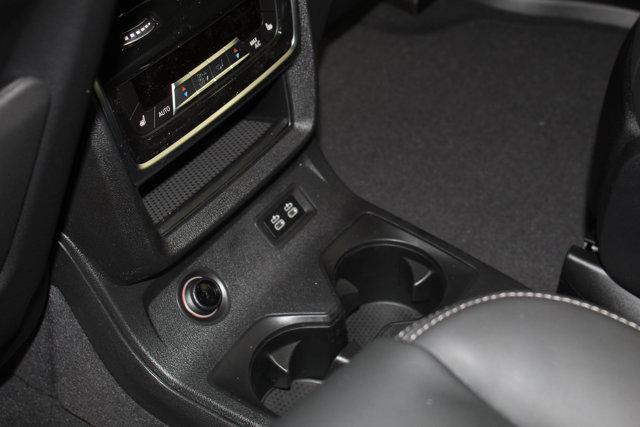 new 2025 BMW X7 car, priced at $102,660