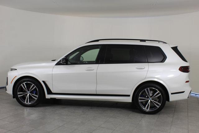 new 2025 BMW X7 car, priced at $117,305