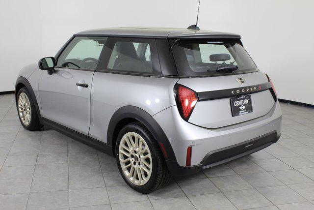 new 2025 MINI Hardtop car, priced at $37,810