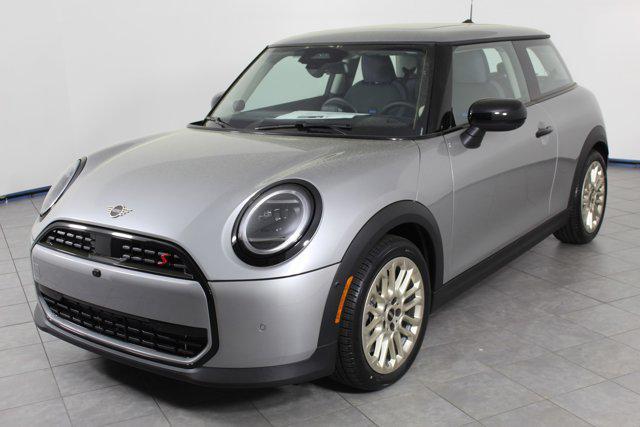 new 2025 MINI Hardtop car, priced at $37,810