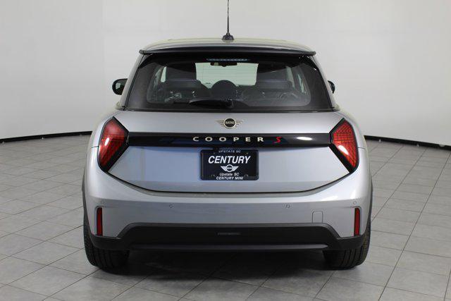 new 2025 MINI Hardtop car, priced at $37,810